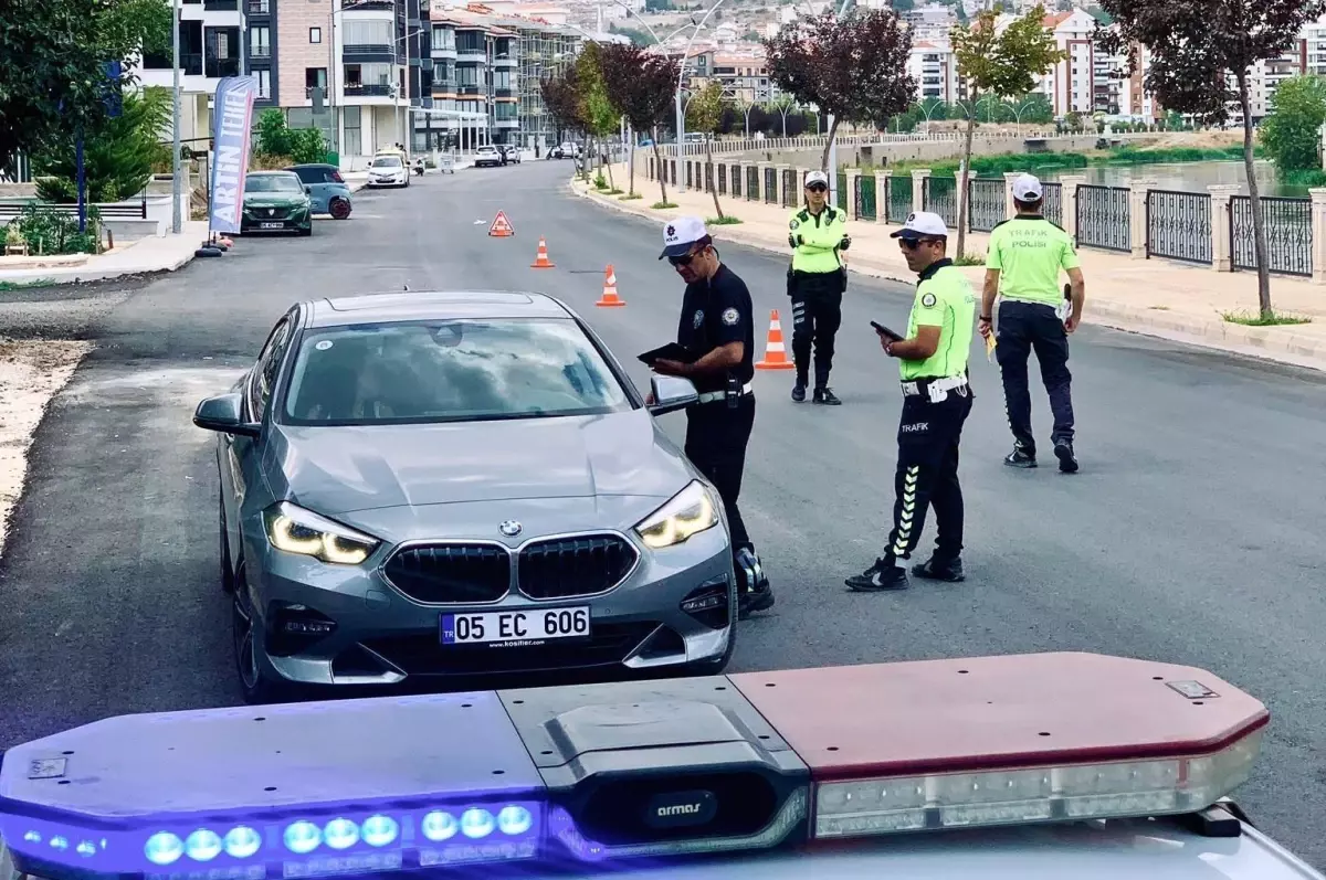 Amasya’da Emniyet Kemeri ve Kask Denetimi