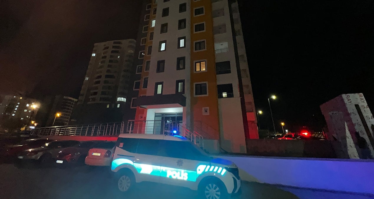 Kayseri’de bıçakla yere düşen kadın ağır yaralandı